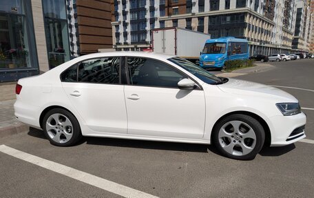 Volkswagen Jetta VI, 2015 год, 1 375 000 рублей, 4 фотография