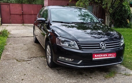 Volkswagen Passat B7, 2012 год, 1 350 000 рублей, 2 фотография