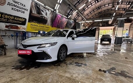 Toyota Camry, 2021 год, 3 950 000 рублей, 19 фотография