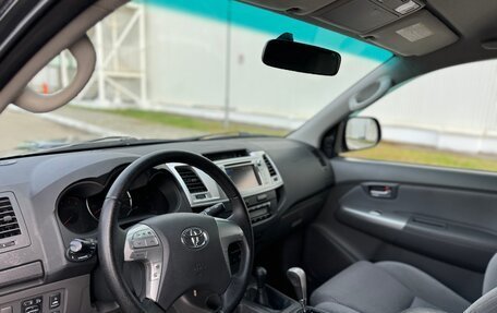 Toyota Hilux VII, 2013 год, 1 890 000 рублей, 9 фотография