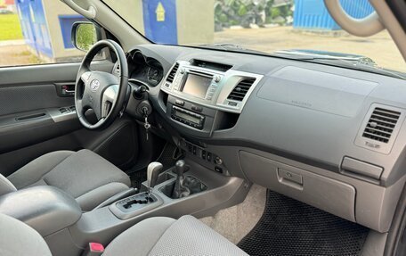Toyota Hilux VII, 2013 год, 1 890 000 рублей, 10 фотография