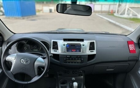 Toyota Hilux VII, 2013 год, 1 890 000 рублей, 8 фотография