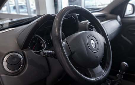 Renault Duster I рестайлинг, 2014 год, 988 000 рублей, 10 фотография