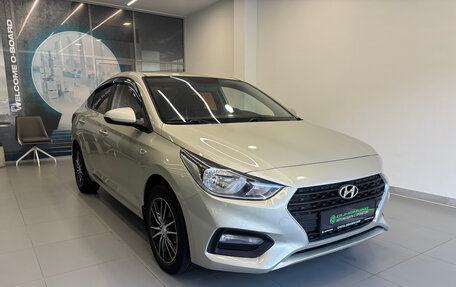 Hyundai Solaris II рестайлинг, 2017 год, 1 300 000 рублей, 3 фотография