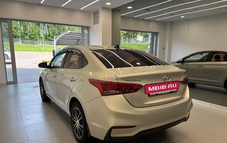 Hyundai Solaris II рестайлинг, 2017 год, 1 300 000 рублей, 6 фотография