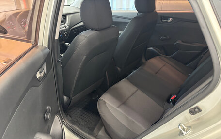 Hyundai Solaris II рестайлинг, 2017 год, 1 300 000 рублей, 12 фотография