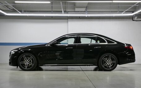 Mercedes-Benz E-Класс, 2025 год, 10 990 000 рублей, 2 фотография