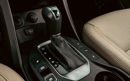 Hyundai Santa Fe III рестайлинг, 2015 год, 1 565 000 рублей, 20 фотография