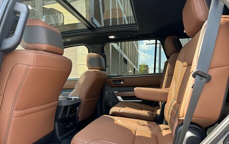 Toyota Sequoia, 2025 год, 13 499 000 рублей, 8 фотография
