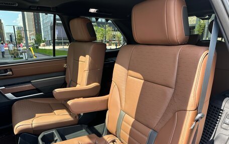 Toyota Sequoia, 2025 год, 13 499 000 рублей, 32 фотография