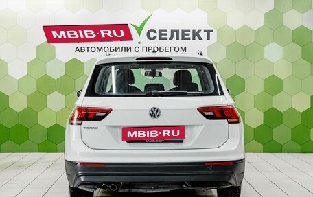 Volkswagen Tiguan II, 2019 год, 1 950 000 рублей, 4 фотография