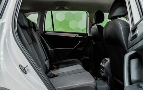 Volkswagen Tiguan II, 2019 год, 1 950 000 рублей, 11 фотография