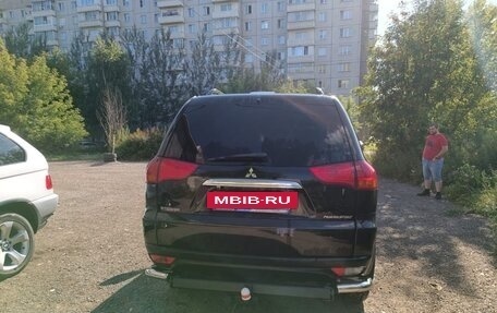 Mitsubishi Pajero Sport II рестайлинг, 2011 год, 1 900 000 рублей, 9 фотография