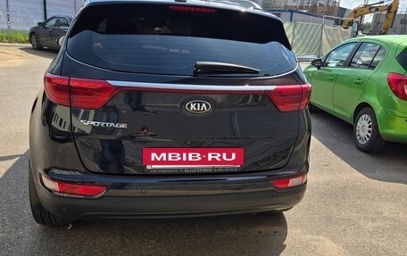 KIA Sportage IV рестайлинг, 2018 год, 2 300 000 рублей, 4 фотография