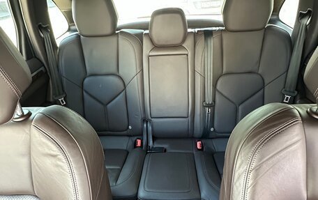 Porsche Cayenne III, 2011 год, 2 700 000 рублей, 10 фотография