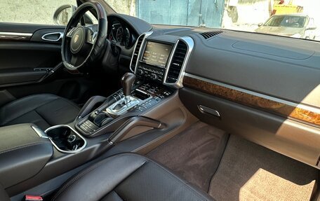 Porsche Cayenne III, 2011 год, 2 700 000 рублей, 12 фотография
