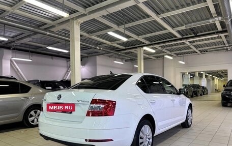 Skoda Octavia, 2018 год, 1 570 000 рублей, 2 фотография