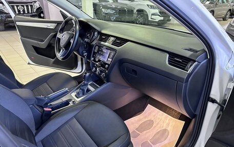 Skoda Octavia, 2018 год, 1 570 000 рублей, 9 фотография