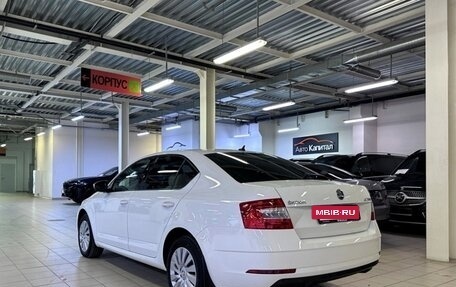Skoda Octavia, 2018 год, 1 570 000 рублей, 4 фотография
