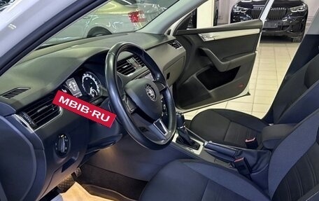 Skoda Octavia, 2018 год, 1 570 000 рублей, 8 фотография