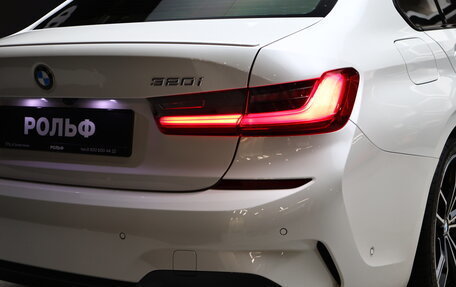 BMW 3 серия, 2021 год, 4 200 000 рублей, 14 фотография