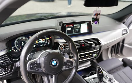BMW 5 серия, 2018 год, 3 150 000 рублей, 14 фотография