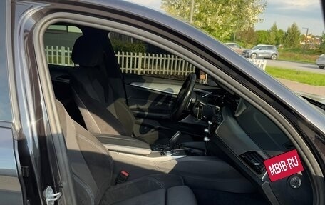 BMW 5 серия, 2018 год, 3 150 000 рублей, 24 фотография