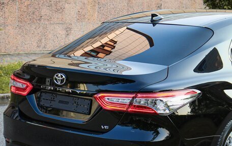 Toyota Camry, 2020 год, 3 450 000 рублей, 5 фотография