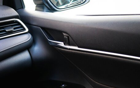 Toyota Camry, 2020 год, 3 450 000 рублей, 16 фотография