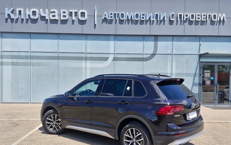 Volkswagen Tiguan II, 2019 год, 2 250 000 рублей, 3 фотография