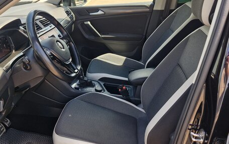 Volkswagen Tiguan II, 2019 год, 2 250 000 рублей, 13 фотография