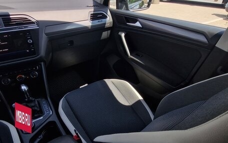 Volkswagen Tiguan II, 2019 год, 2 250 000 рублей, 16 фотография