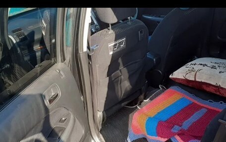 Honda Stream I рестайлинг, 2005 год, 795 000 рублей, 15 фотография