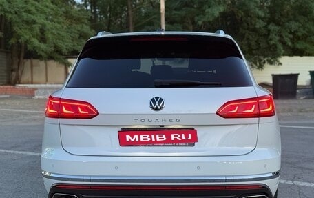 Volkswagen Touareg III, 2022 год, 8 750 000 рублей, 3 фотография