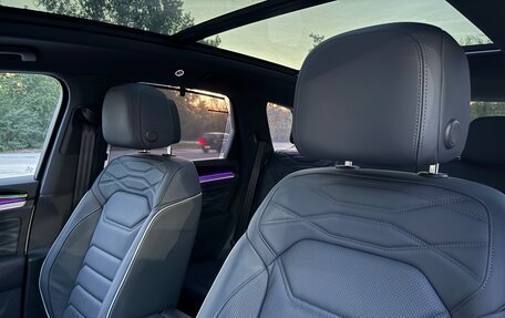 Volkswagen Touareg III, 2022 год, 8 750 000 рублей, 14 фотография