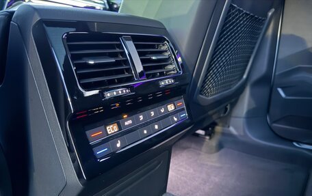 Volkswagen Touareg III, 2022 год, 8 750 000 рублей, 23 фотография