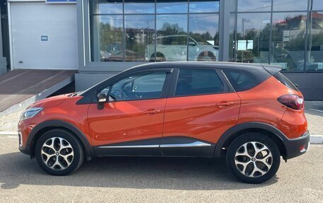 Renault Kaptur I рестайлинг, 2016 год, 1 020 000 рублей, 2 фотография