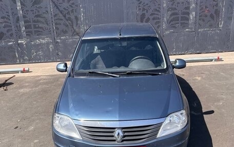 Renault Logan I, 2010 год, 370 000 рублей, 17 фотография