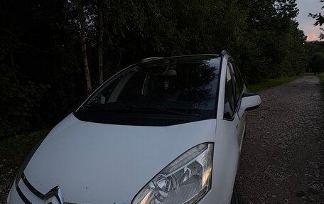 Citroen C4 Picasso II рестайлинг, 2012 год, 400 000 рублей, 4 фотография