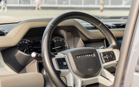 Land Rover Defender II, 2022 год, 6 199 000 рублей, 18 фотография