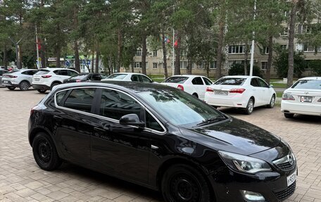 Opel Astra J, 2010 год, 660 000 рублей, 8 фотография