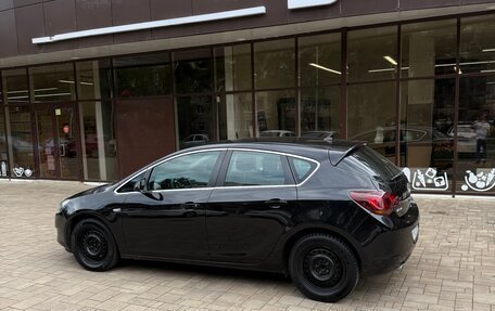 Opel Astra J, 2010 год, 660 000 рублей, 7 фотография
