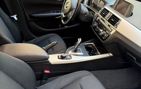BMW 1 серия, 2018 год, 1 900 000 рублей, 8 фотография