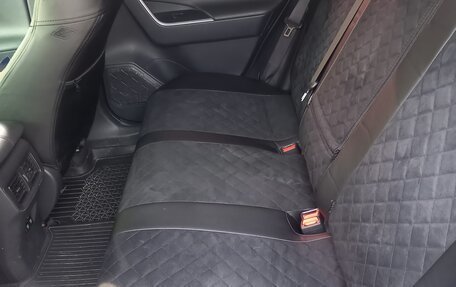 Toyota RAV4, 2019 год, 2 750 000 рублей, 10 фотография