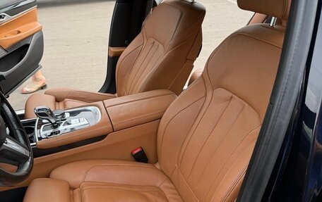 BMW 7 серия, 2018 год, 3 400 000 рублей, 10 фотография