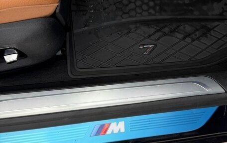 BMW 7 серия, 2018 год, 3 400 000 рублей, 15 фотография