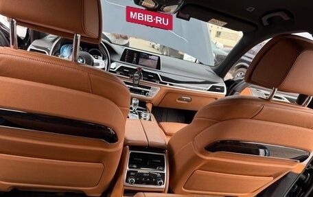 BMW 7 серия, 2018 год, 3 400 000 рублей, 13 фотография