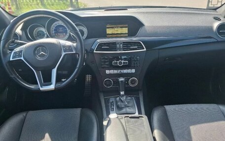 Mercedes-Benz C-Класс, 2011 год, 1 049 000 рублей, 12 фотография