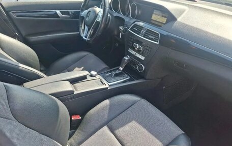 Mercedes-Benz C-Класс, 2011 год, 1 049 000 рублей, 14 фотография