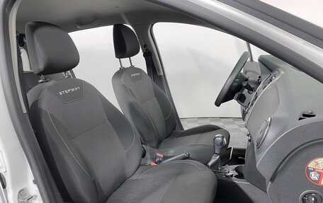 Renault Sandero II рестайлинг, 2019 год, 1 119 000 рублей, 13 фотография